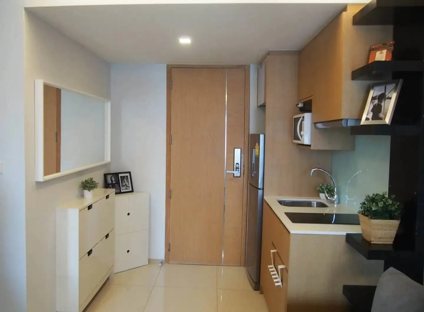 BTS Ploenchit ဘူတာအနီး (1 km)  အေးချမ်းဆိတ်ငြိမ်တဲ့ Ruamrudee အချက်အချာကျ ကွန်ဒို photo 8